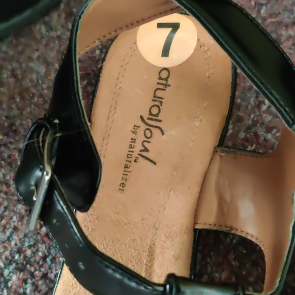 Sandals - Picture 3 of 5